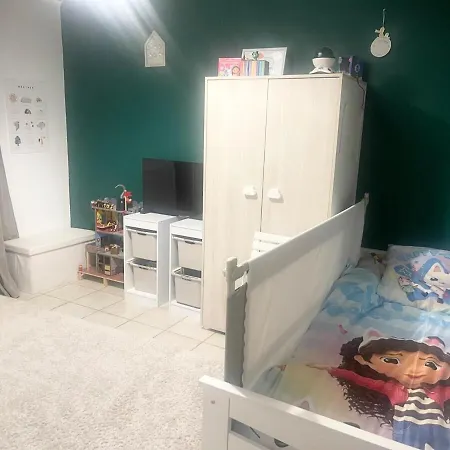 T3 Avec Jacuzzi Et Terrasse * エグラン