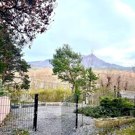 T3 Avec Jacuzzi Et Terrasse 別荘